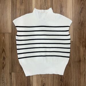 White and Black Striped Sleeveless Sweater Vest Size Small NWT